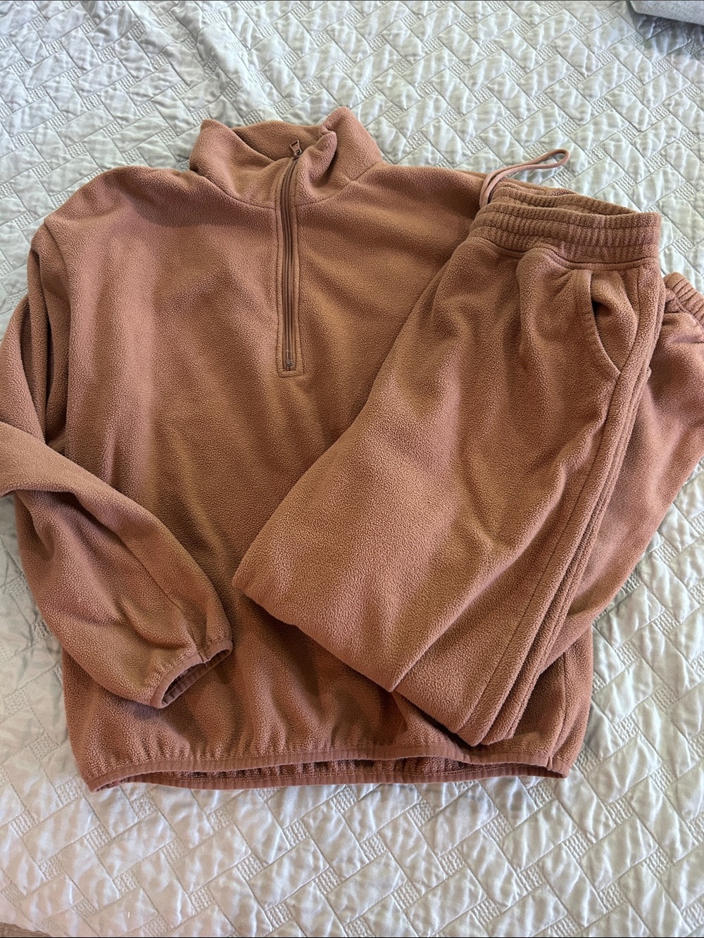 Beyond Yoga Cozy Half-Zip Fleece Sweatshirt and Joggers Set - Dusty Rose